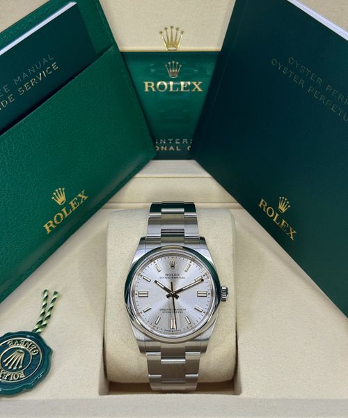 Rolex Oyster Perpetual 126000